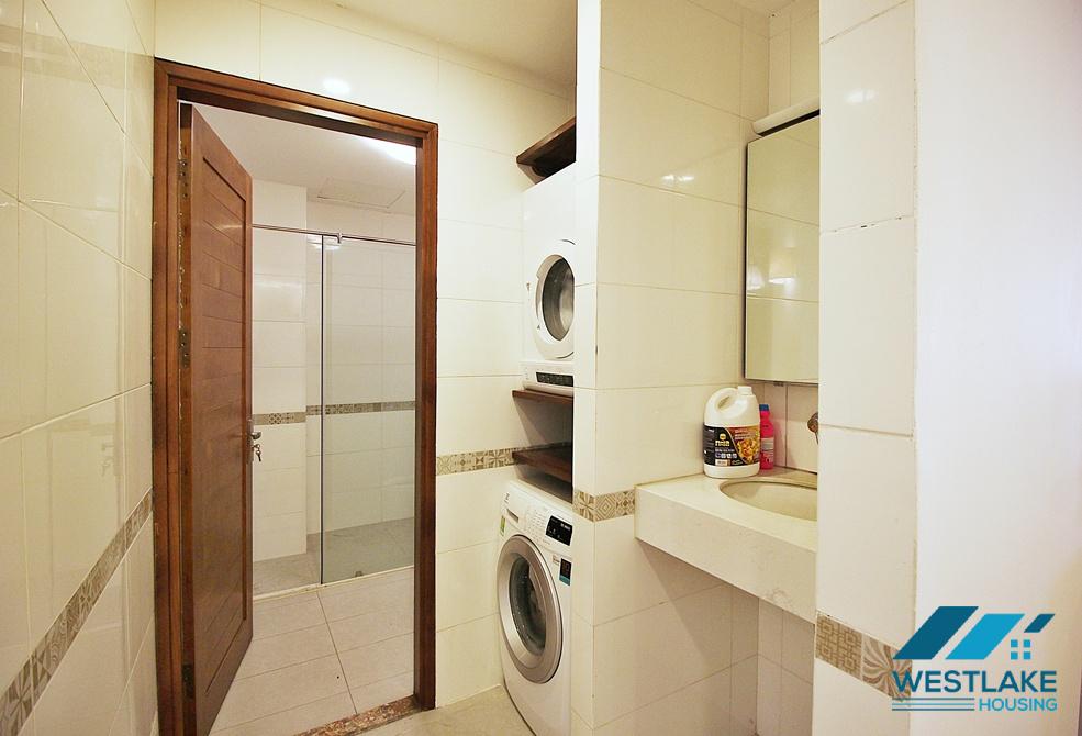 Beautiful 04 bedrooms apartment for rent in Tay Ho, Ha Noi