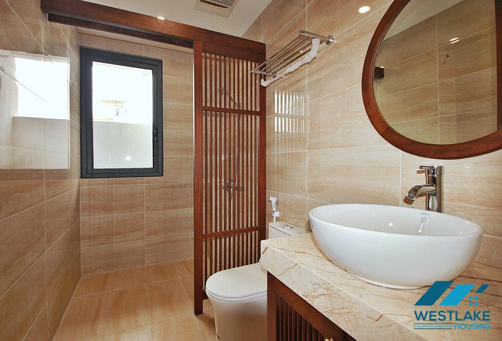 Beautiful and spacious 03 bedrooms apartment for rent in Xuan Dieu, Tay Ho, Ha Noi