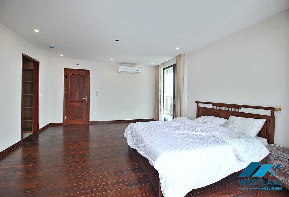 Three bedrooms serviced apartment on high floor for rent on Xuan Dieu street, Tay Ho, Ha Noi