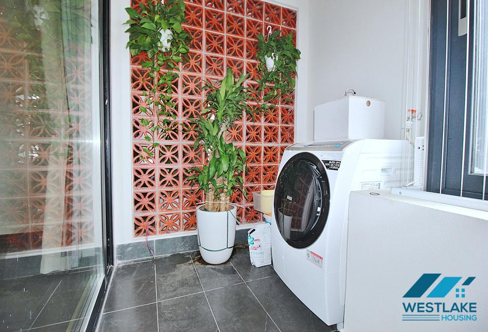 Three bedrooms serviced apartment on high floor for rent on Xuan Dieu street, Tay Ho, Ha Noi