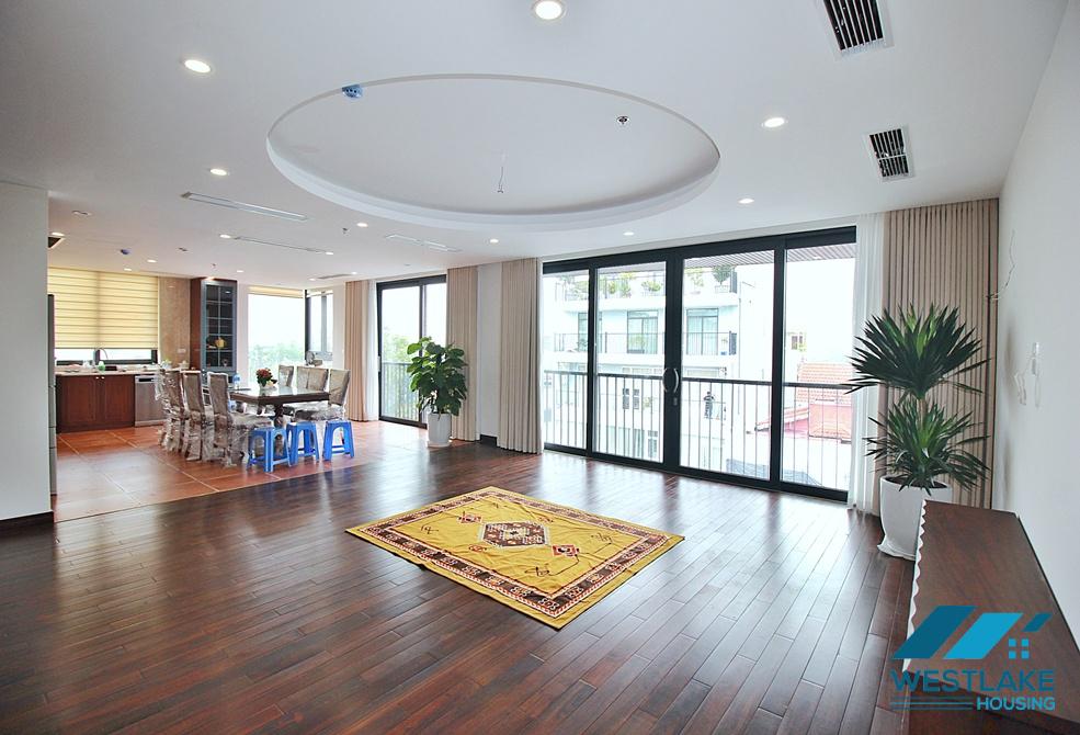 Three bedrooms serviced apartment on high floor for rent on Xuan Dieu street, Tay Ho, Ha Noi
