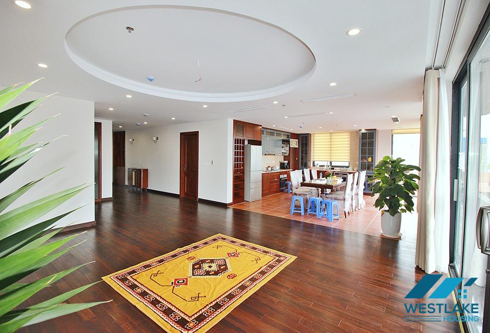 Three bedrooms serviced apartment on high floor for rent on Xuan Dieu street, Tay Ho, Ha Noi