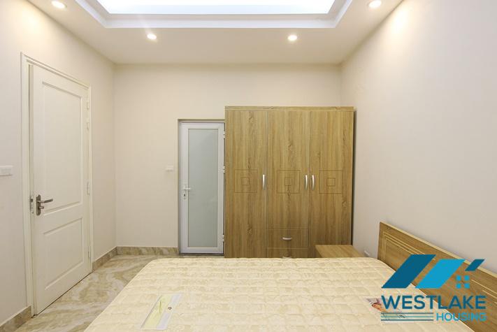 Cho Thuê Nhà Đẹp 2 Phòng Ngủ Tại Từ Hòa, Tây Hồ, Hà Nội