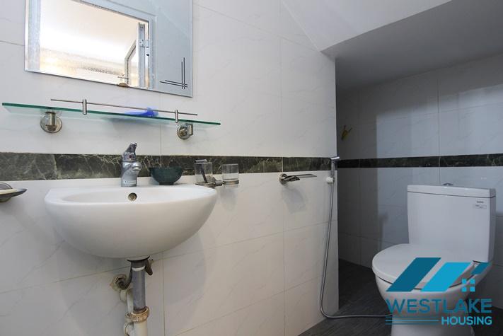Cho Thuê Nhà Đẹp 2 Phòng Ngủ Tại Từ Hòa, Tây Hồ, Hà Nội