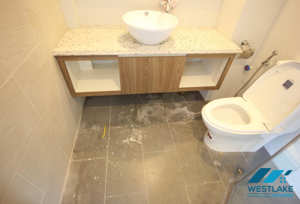 A new renovated house for rent in Xuan Dieu, Tay Ho