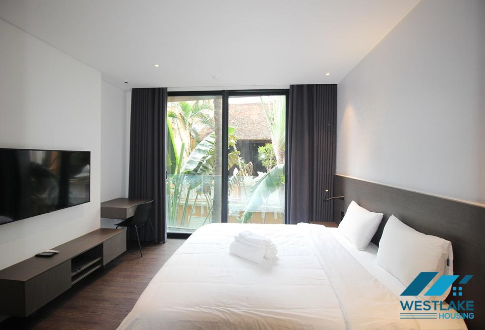 Modern 02 bedrooms apartment with lake view for rent on Tu Hoa street, Tay Ho, Hanoi