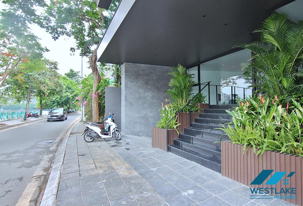 Clean and modern office for rent on Tu Hoa street, Tay Ho, Ha Noi