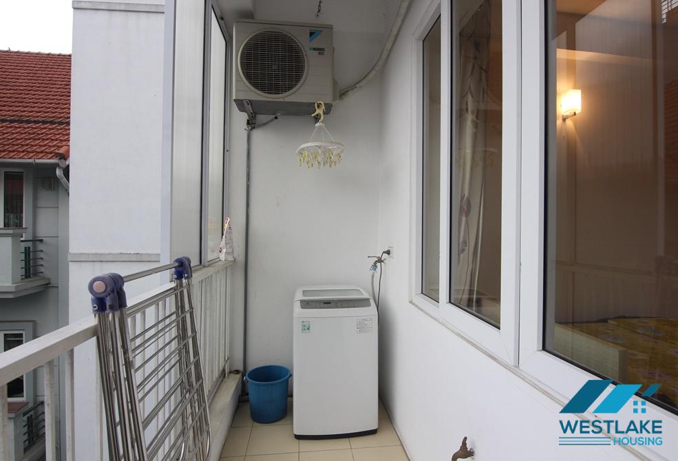 A bright and spacious 1 bedroom apartment for rent in Xuan Dieu, Tay Ho