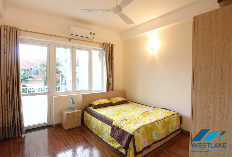A bright and spacious 1 bedroom apartment for rent in Xuan Dieu, Tay Ho