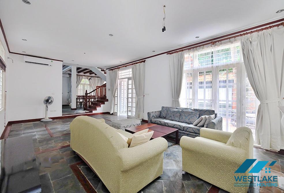 Spacious four bedrooms house for rent in Tay Ho, Ha Noi