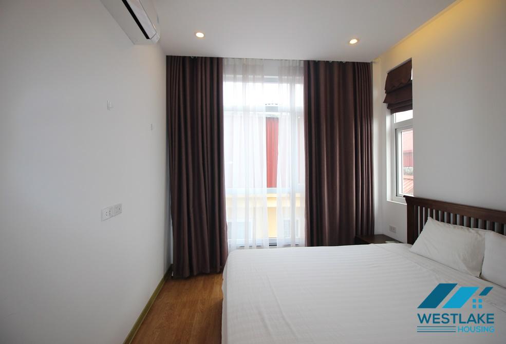 A 2 bedroom apartment with lot of natural light for rent in Xuan Dieu, Tay Ho