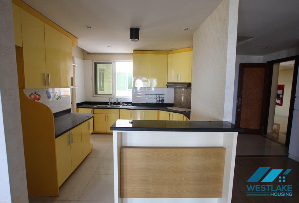Large size apartment for rent in E Tower, Ciputra, Tay Ho, Ha Noi