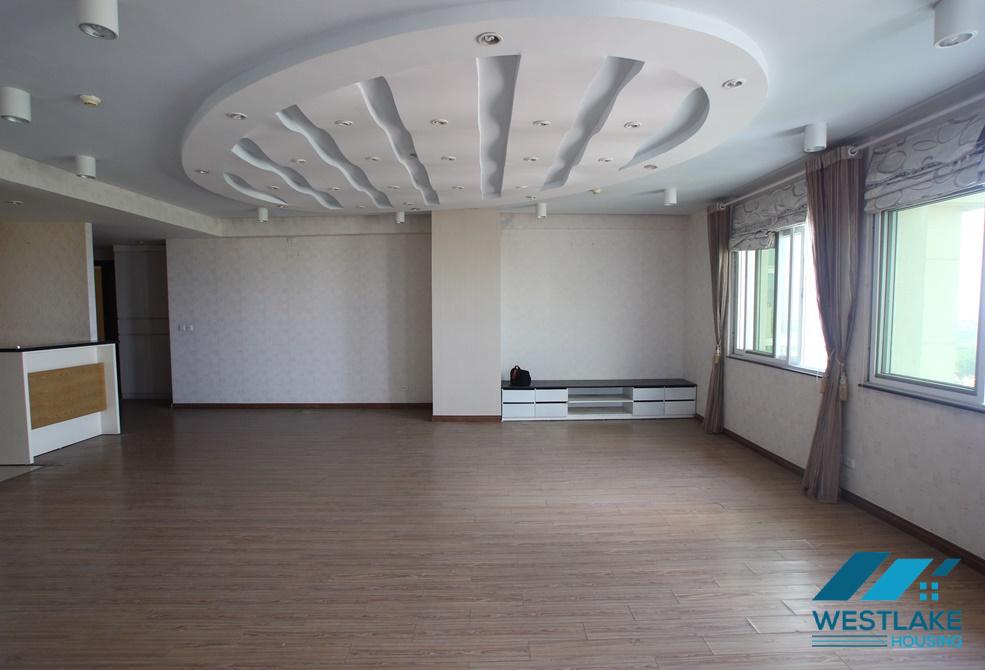Large size apartment for rent in E Tower, Ciputra, Tay Ho, Ha Noi
