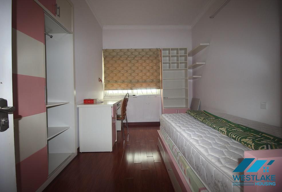 Ciputra good priced high floored apartment for rent in E Tower Ciputra good priced high floored apartment for rent in E Tower