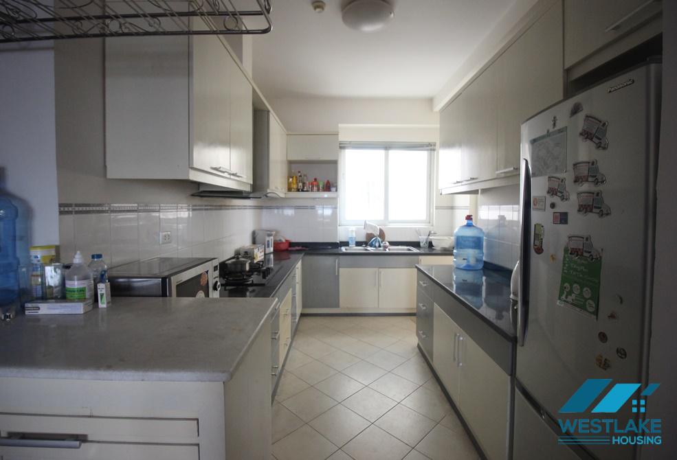 Ciputra good priced high floored apartment for rent in E Tower Ciputra good priced high floored apartment for rent in E Tower