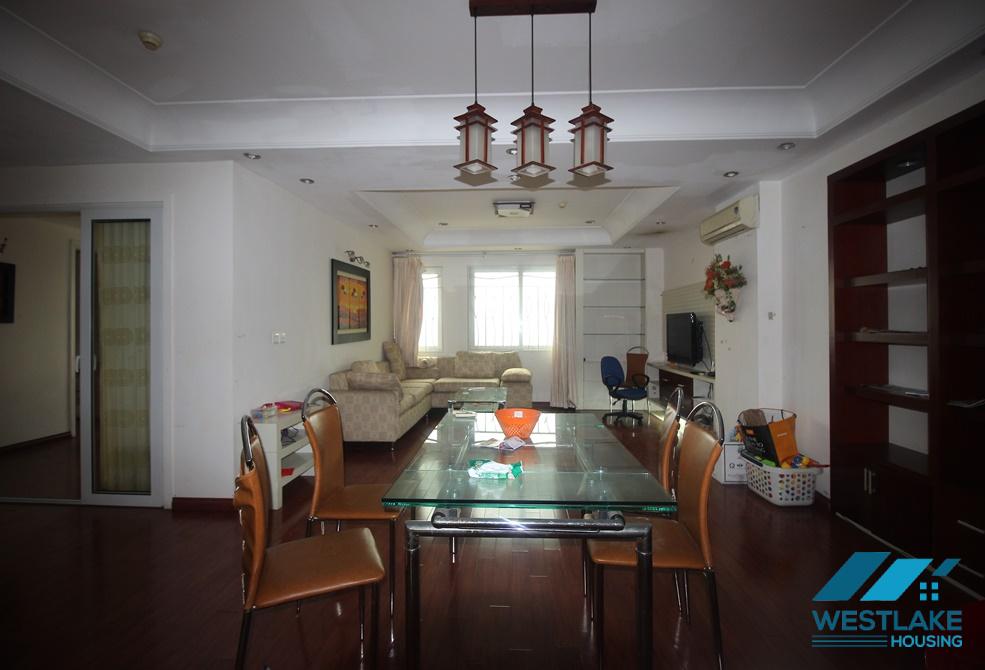 Ciputra good priced high floored apartment for rent in E Tower Ciputra good priced high floored apartment for rent in E Tower