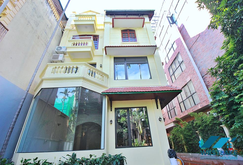 Beautiful garden and swimming pool house for rent in Tay Ho, Ha Noi