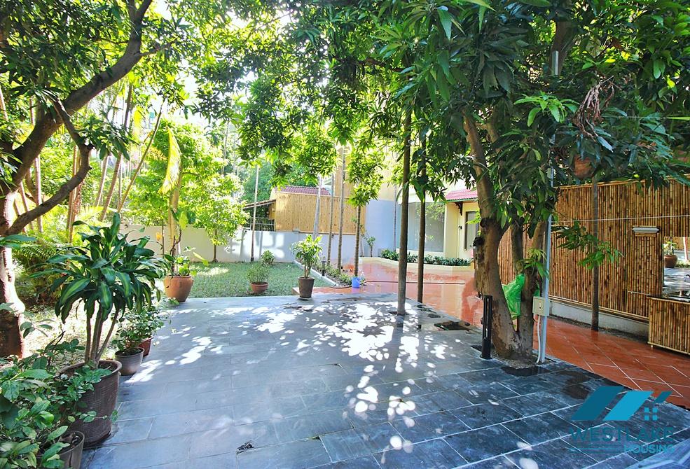 Beautiful garden and swimming pool house for rent in Tay Ho, Ha Noi