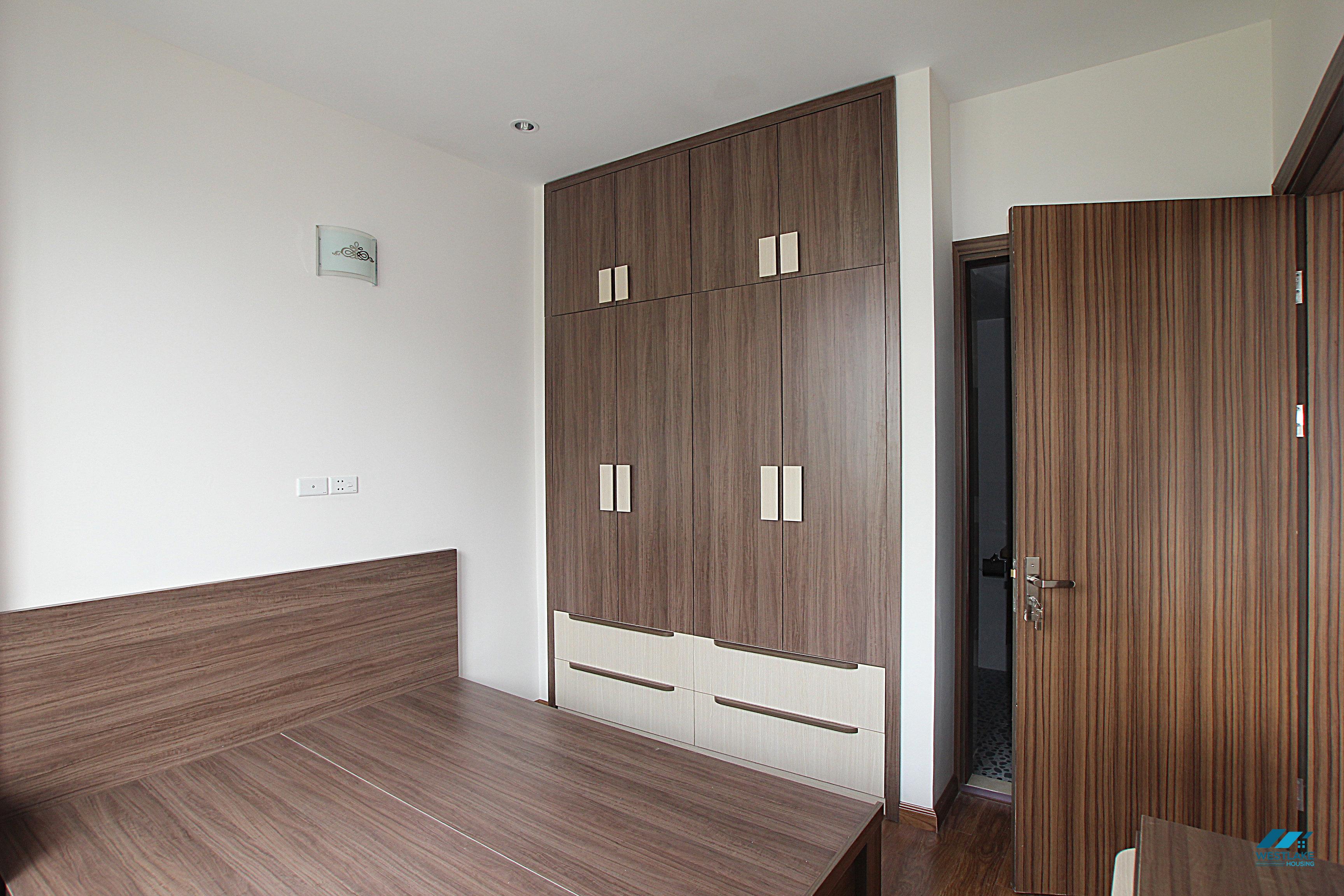 A bright and cheap 1 bedroom apartment for rent in Xuan Dieu, Tay Ho