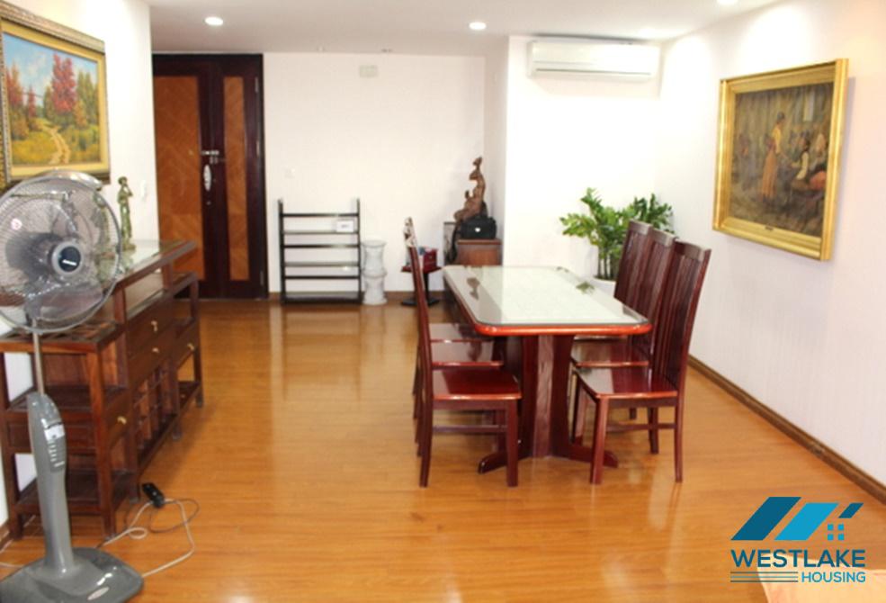 Cho thuê căn hộ 3 phòng ngủ đầy đủ nội thất tại Ciputra, Tây Hồ
