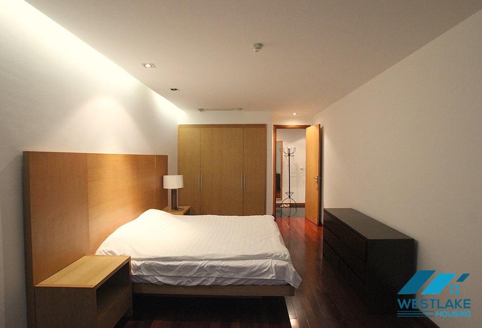 A duplex 3 bedroom apartment with lake view for rent in Xuan Dieu, Tay Ho