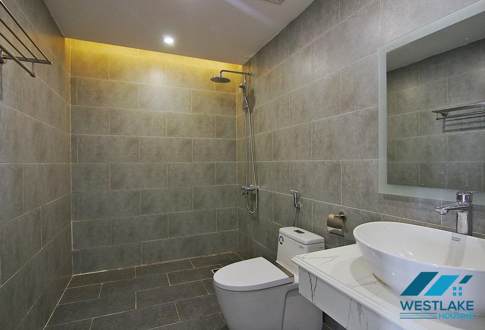 Gorgeous lake view 4 bedroom apartment for rent in Tay Ho, Ha Noi