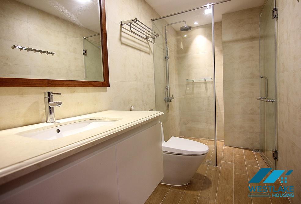 A high quality 2 bedroom apartment for rent in Xuan Dieu, Tay Ho