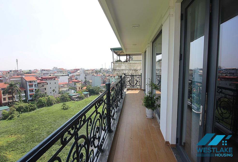 A high quality 2 bedroom apartment for rent in Xuan Dieu, Tay Ho