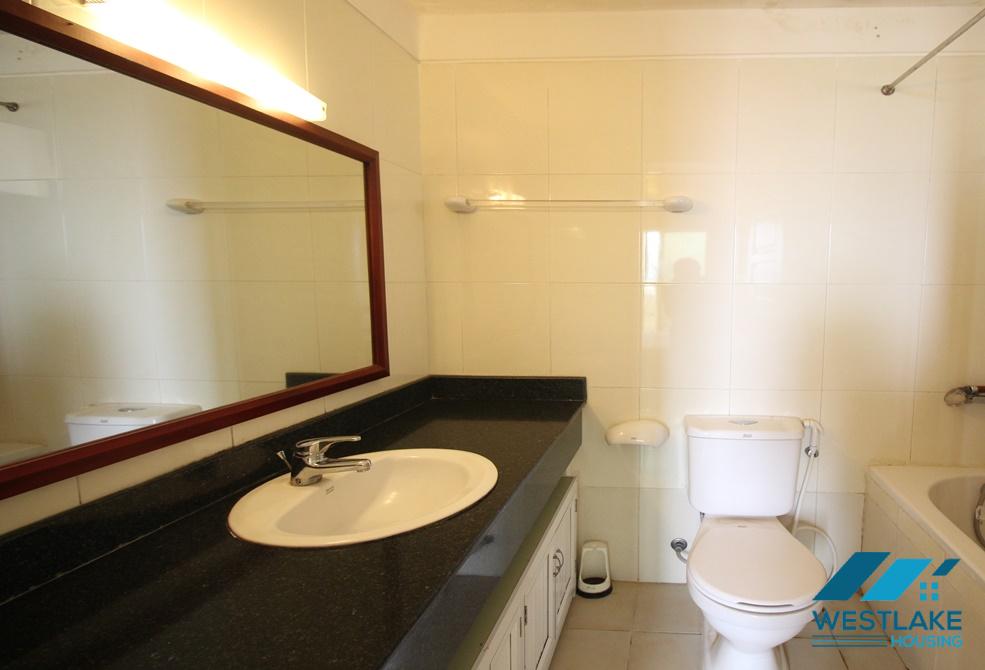 Nice and spacious apartment rental in Ciputra E tower, Tay Ho ward, Ha Noi Nice and spacious apartment rental in Ciputra E tower, Tay Ho ward, Ha Noi