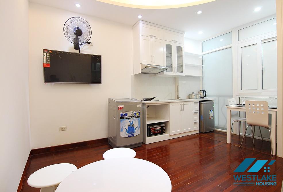 An affordable 1 bedroom apartment for rent in Xuan Dieu, Tay Ho, Ha Noi