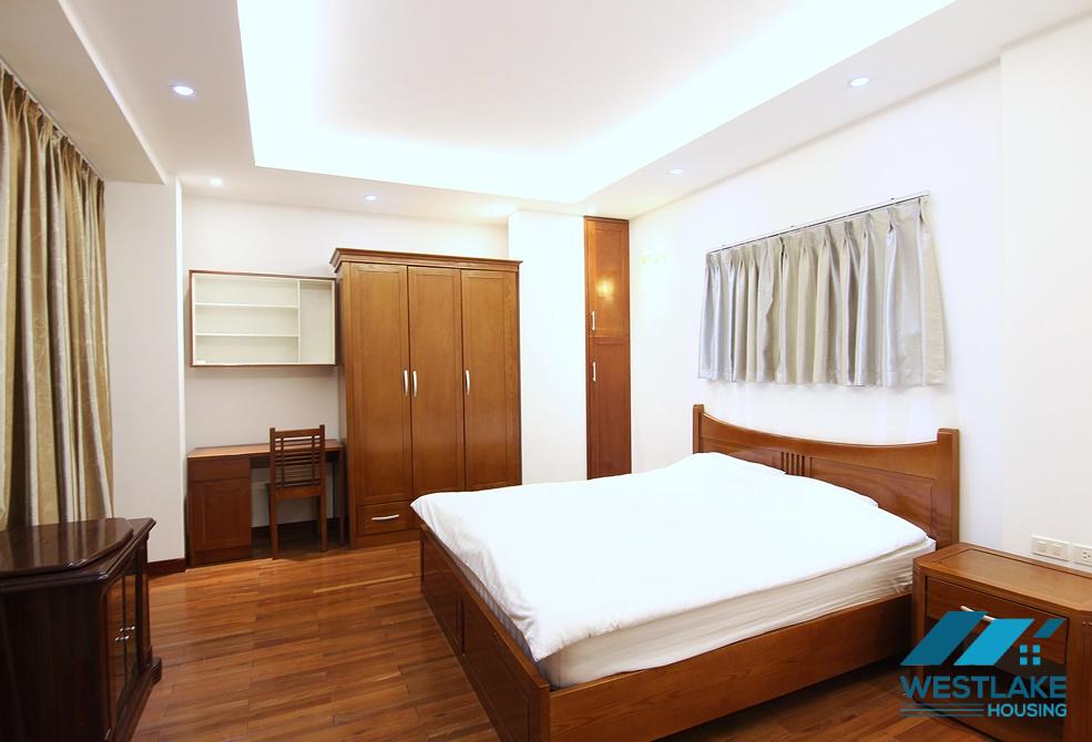 An affordable 1 bedroom apartment for rent in Xuan Dieu, Tay Ho, Ha Noi
