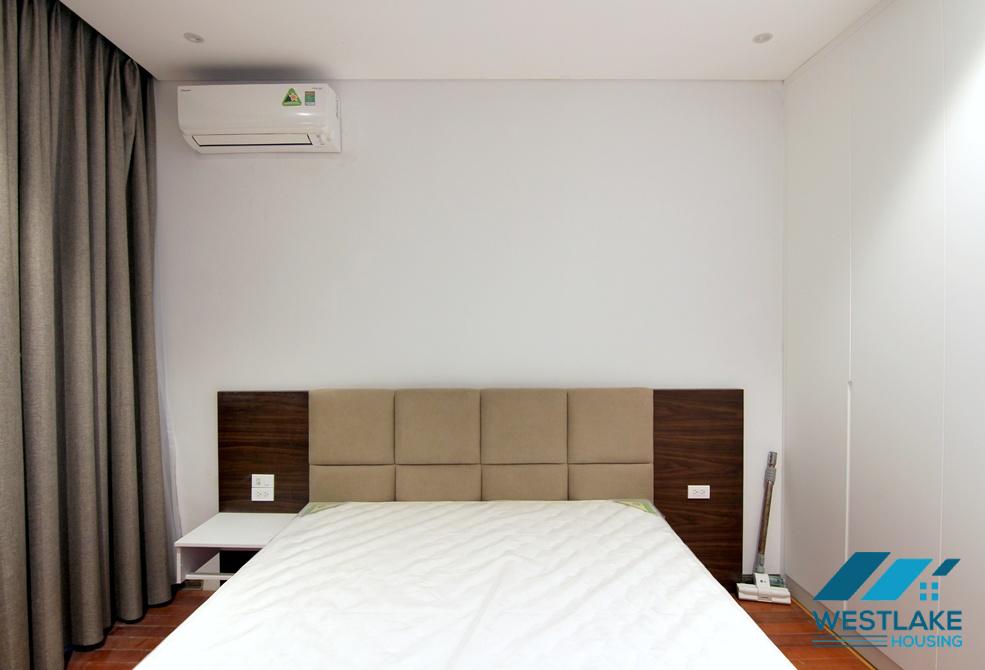 One bedroom apartment near the West Lake in Tay Ho, Ha Noi for rent