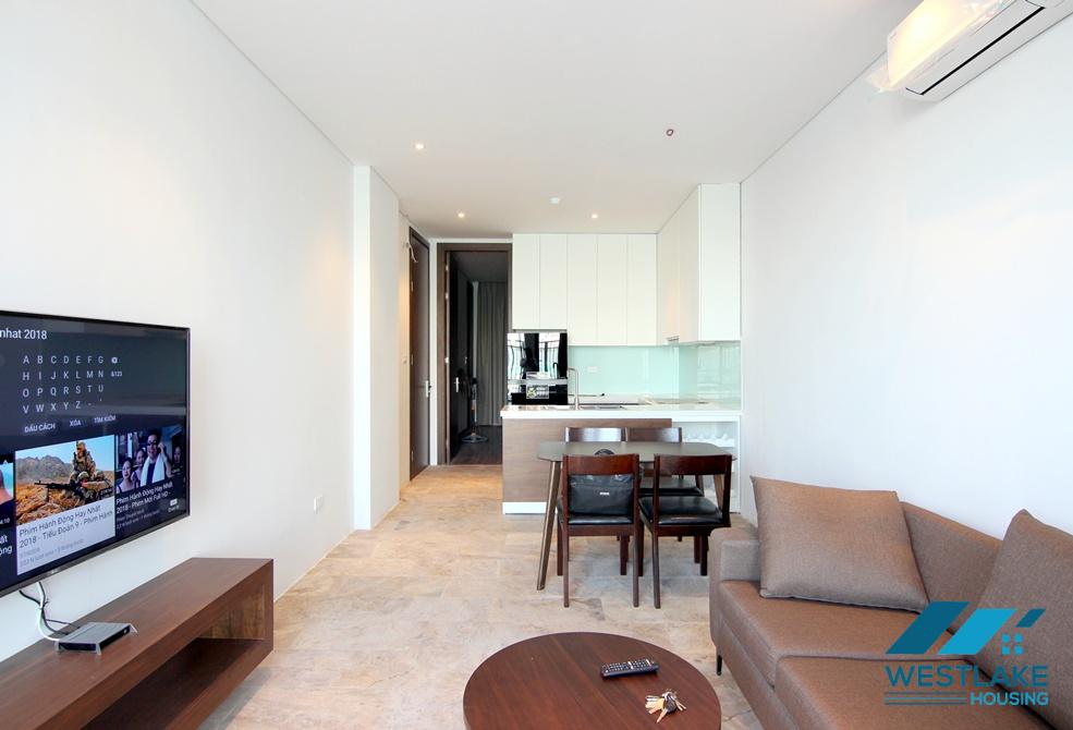 One bedroom apartment near the West Lake in Tay Ho, Ha Noi for rent