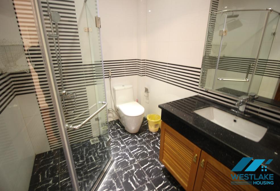 A good quality 2 bedroom apartment for rent in Xuan Dieu, Tay Ho, Ha Noi