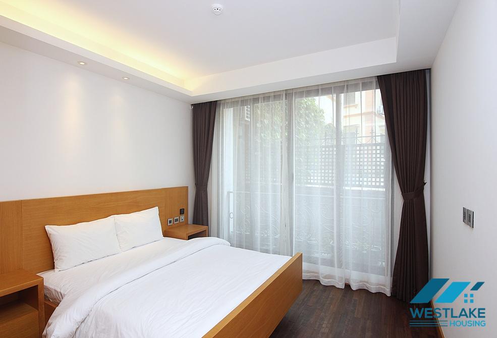 Bright and spacious 2 bedrooms apartment for rent in central Tay Ho, Hanoi for rent