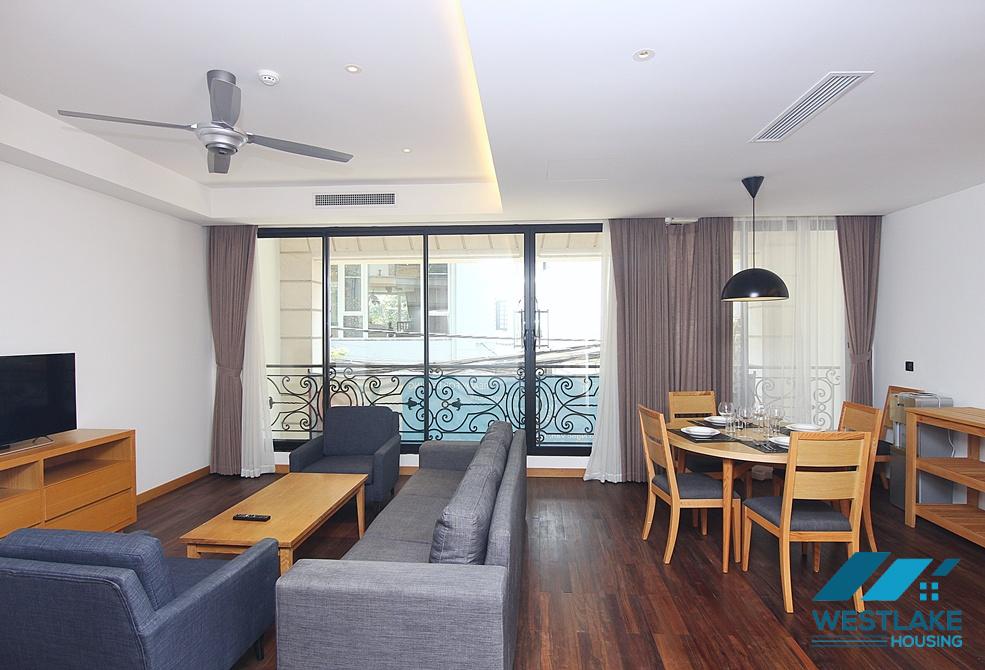Bright and spacious 2 bedrooms apartment for rent in central Tay Ho, Hanoi for rent