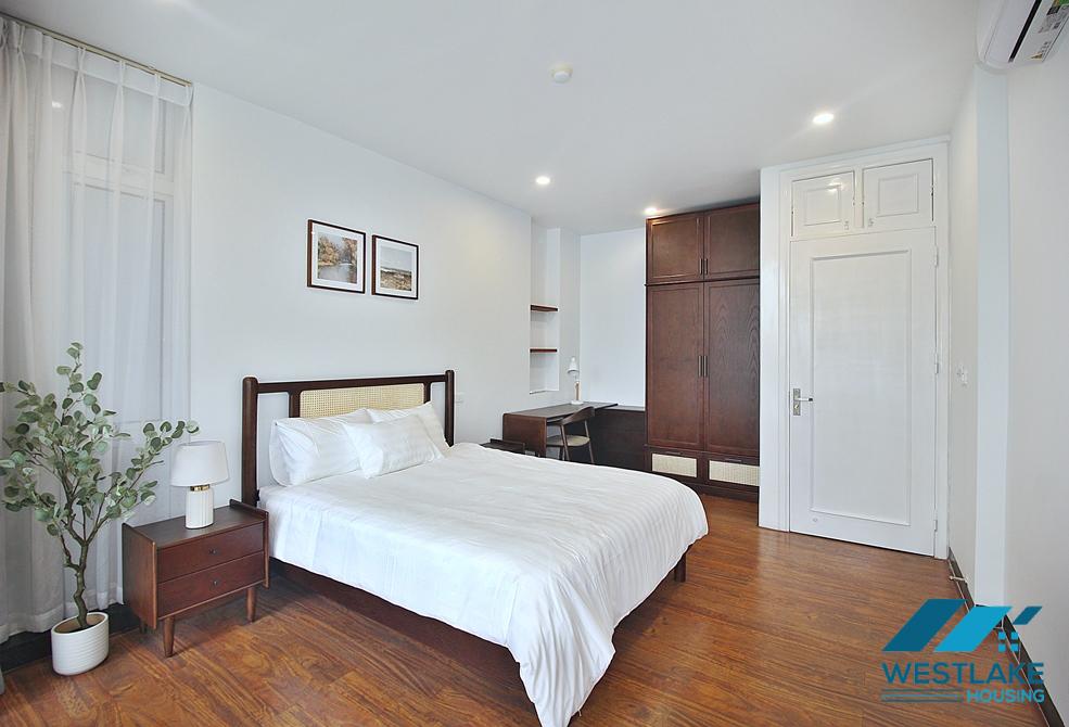 Lake view 03 bedrooms apartment for rent in Quang An st, Tay Ho ward, Tay Ho Lake view 03 bedrooms apartment for rent in Quang An st, Tay Ho ward, Tay Ho