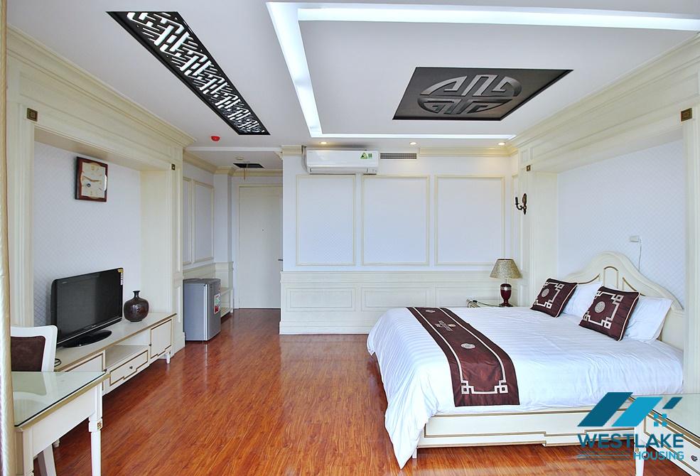 A renovated 2 bedroom apartment with lake view for rent in Tay Ho, Ha Noi