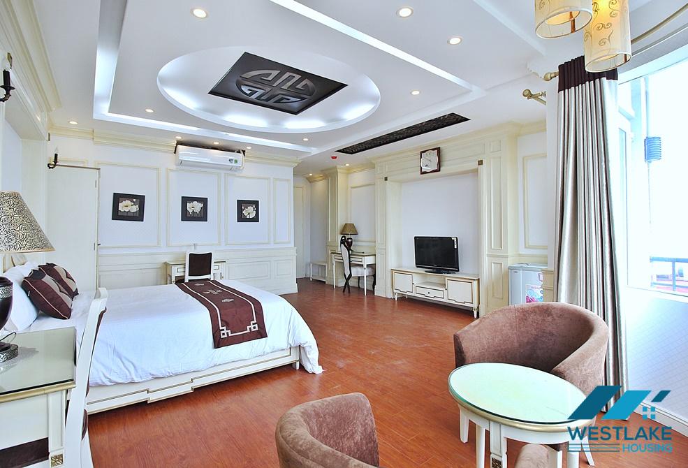 A renovated 2 bedroom apartment with lake view for rent in Tay Ho, Ha Noi