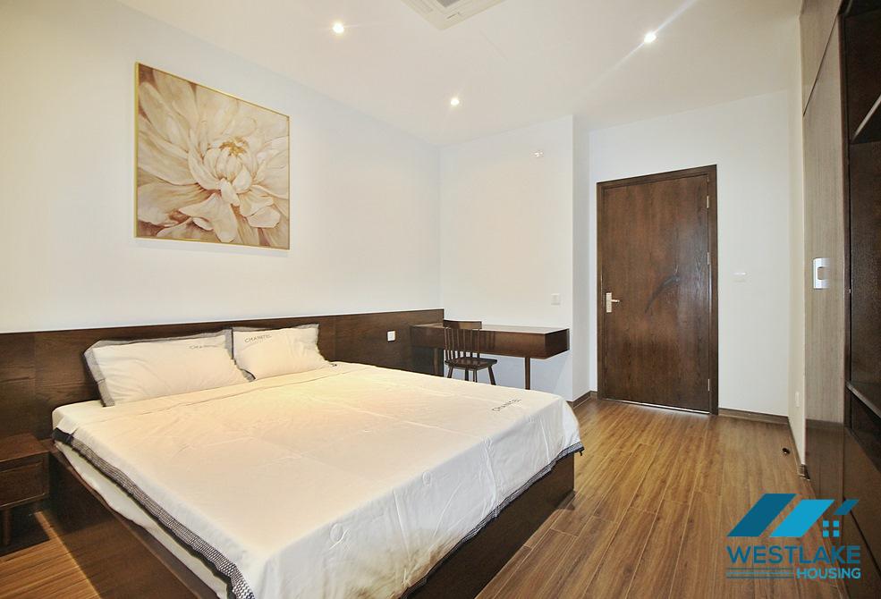 A beautiful lakeview 2 bedrooms apartment for rent in Tay Ho, Ha Noi