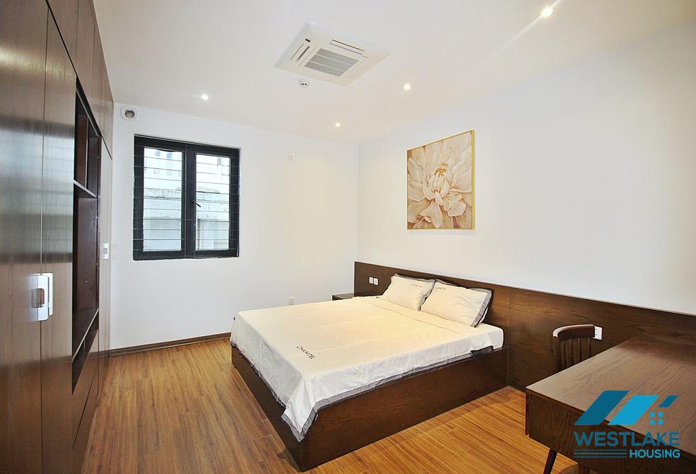 A beautiful lakeview 2 bedrooms apartment for rent in Tay Ho, Ha Noi