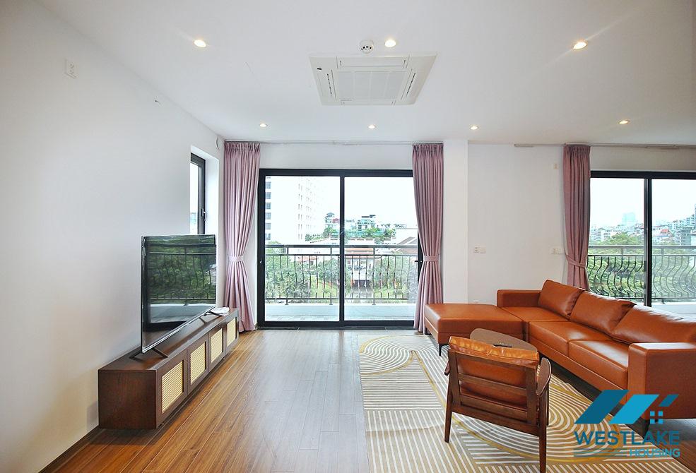 A beautiful lakeview 2 bedrooms apartment for rent in Tay Ho, Ha Noi