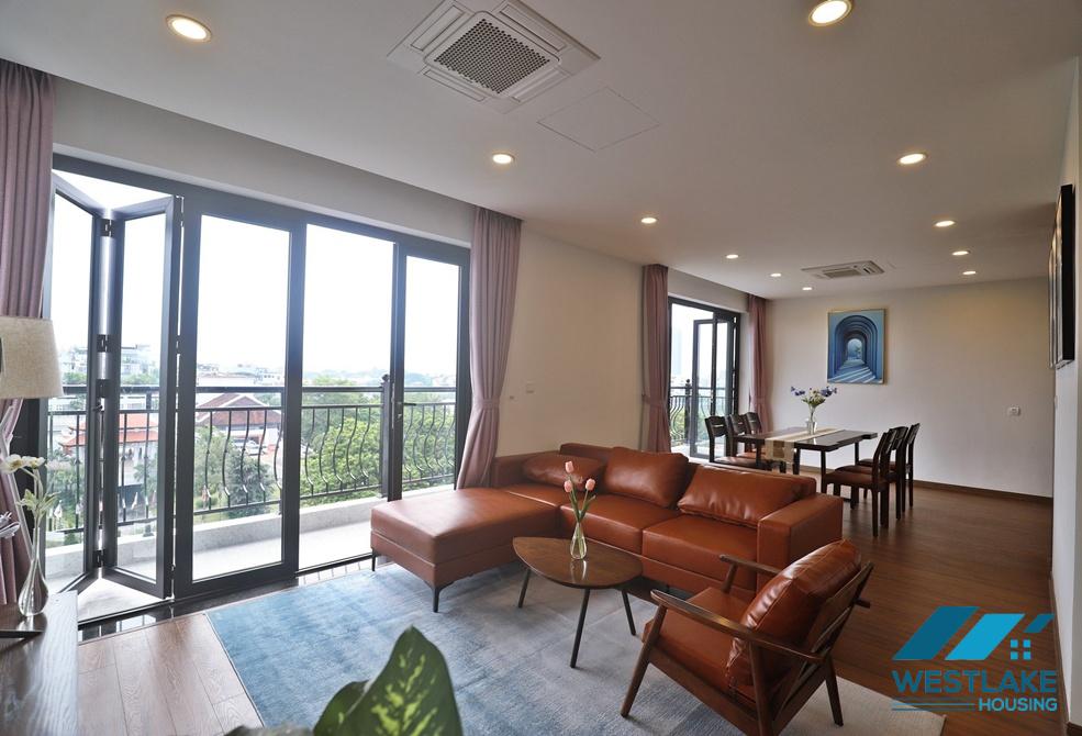 Nice apartment with lake view on high floor for rent in Tu Hoa area, Tay Ho, Ha Noi