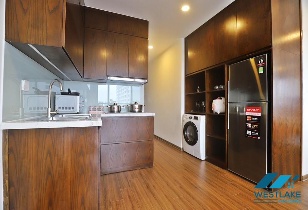 Nice apartment with lake view on high floor for rent in Tu Hoa area, Tay Ho, Ha Noi