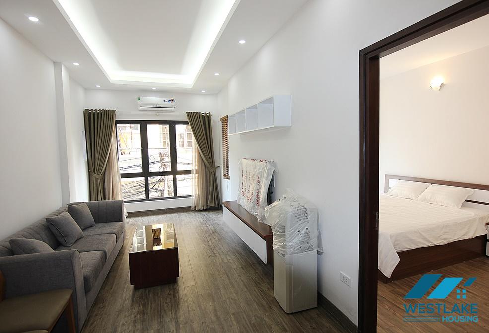 A good valued 1 bedroom apartment for rent in Nghi Tam, Tay Ho, Ha Noi