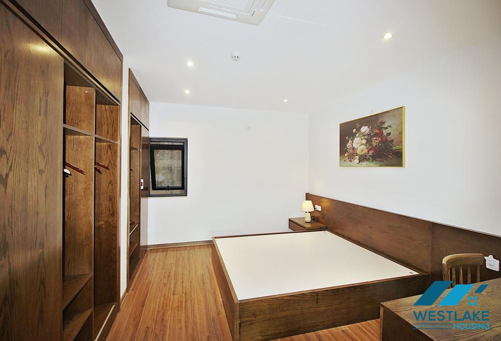 Lake view one bedroom apartment for rent in Tu Hoa street,Tay Ho, Ha Noi