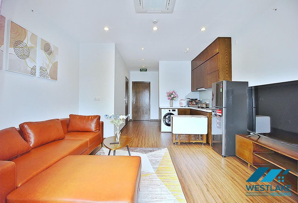 Beautiful one bedroom apartment for rent on Tu Hoa street, Tay Ho, Ha Noi