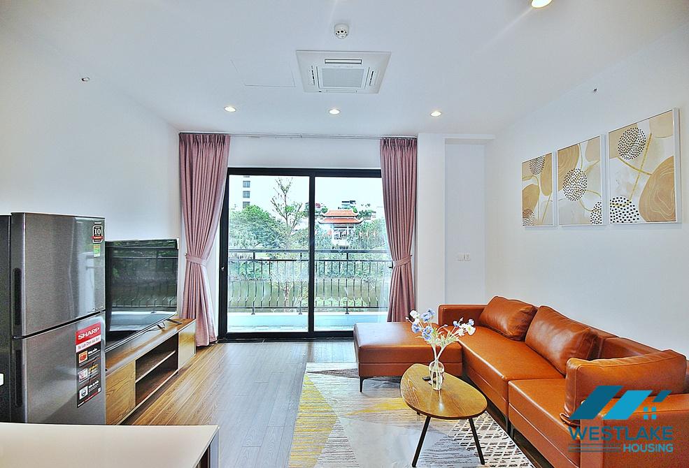 Beautiful one bedroom apartment for rent on Tu Hoa street, Tay Ho, Ha Noi