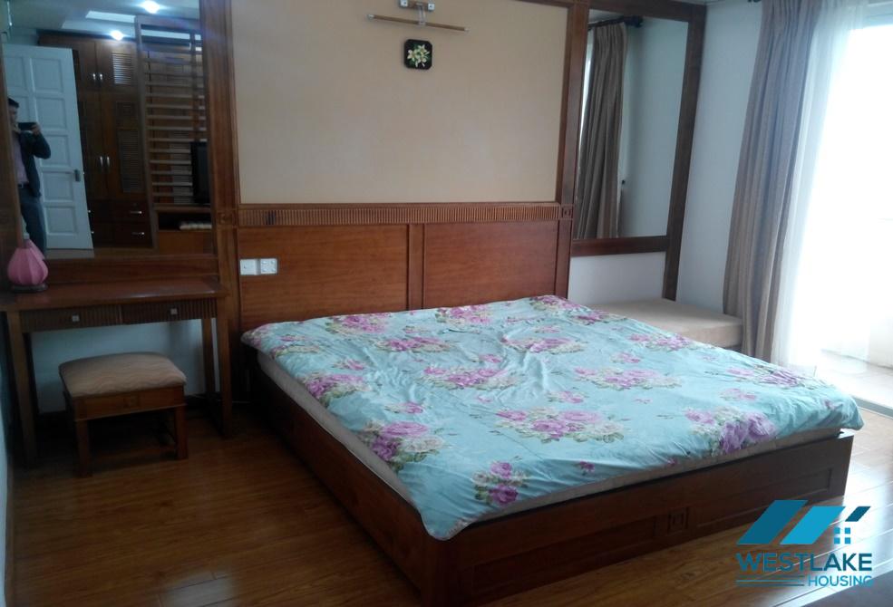 Cosy apartment for lease in E tower, Ciputra, Hanoi