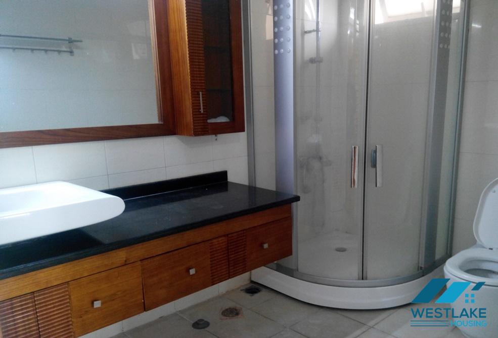 Cosy apartment for lease in E tower, Ciputra, Hanoi